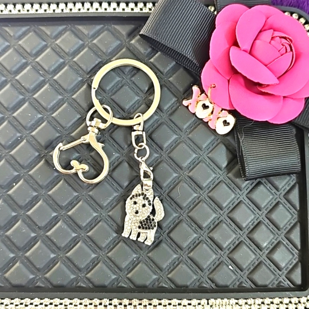 NEW! Cubic Zirconia Siberian Husky Keychain Bag 🎒👜 Jewelry Pendant ~ 🐾 🐕 🎁 - Picture 2 of 15